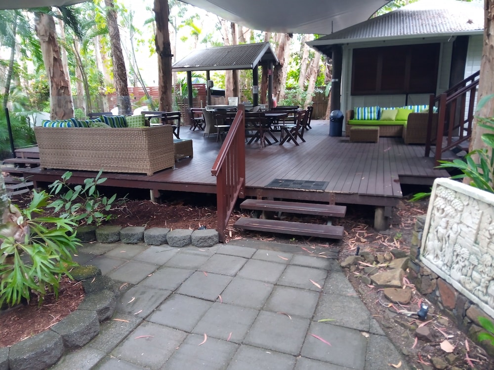 The Reef Retreat 11/63