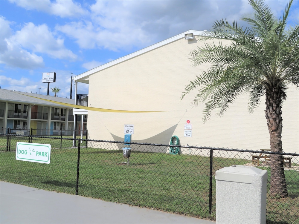 The Smart Stay Inn 41/42