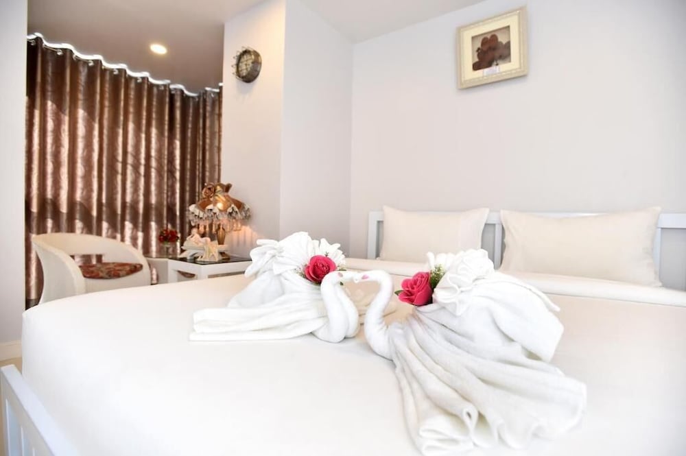 Parvena Hotel 38/64