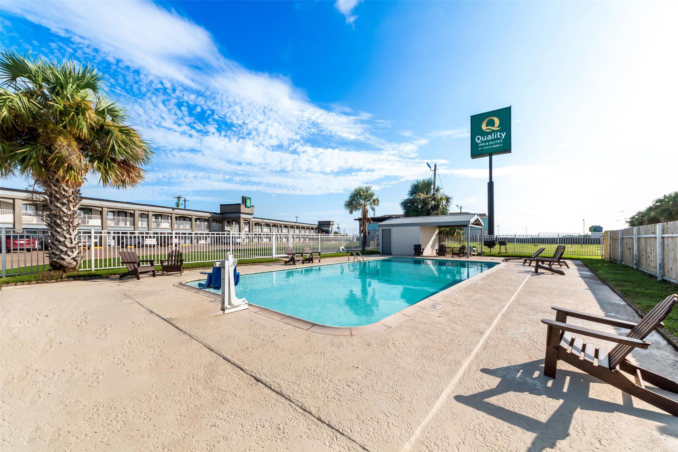 Quality Inn & Suites Port Lavaca Near Lighthouse Beach 32/33