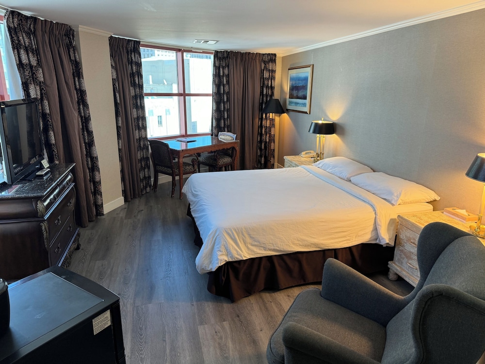 Garden Suite Hotel 30/56