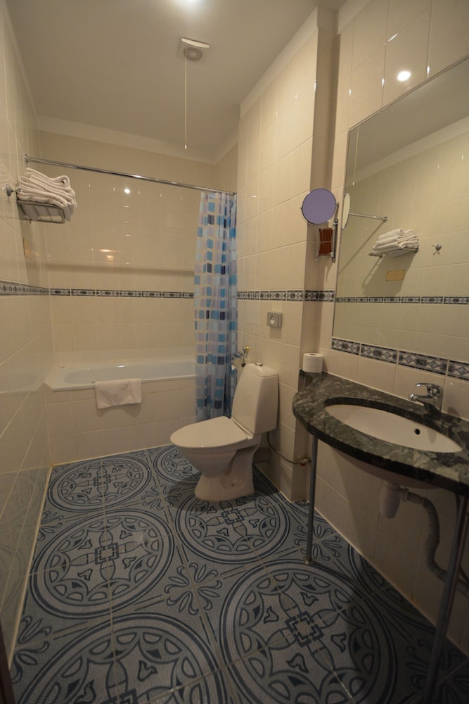 Pegasa Pils Hotel 30/33