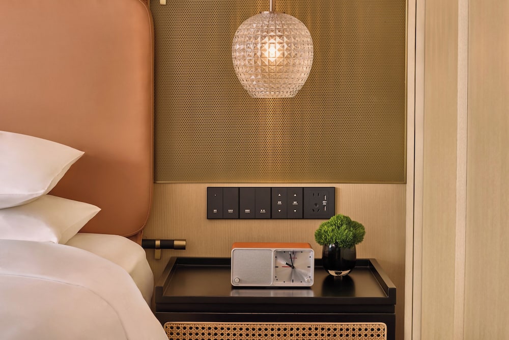 Hyatt Centric Zhongshan Park Shanghai 11/77