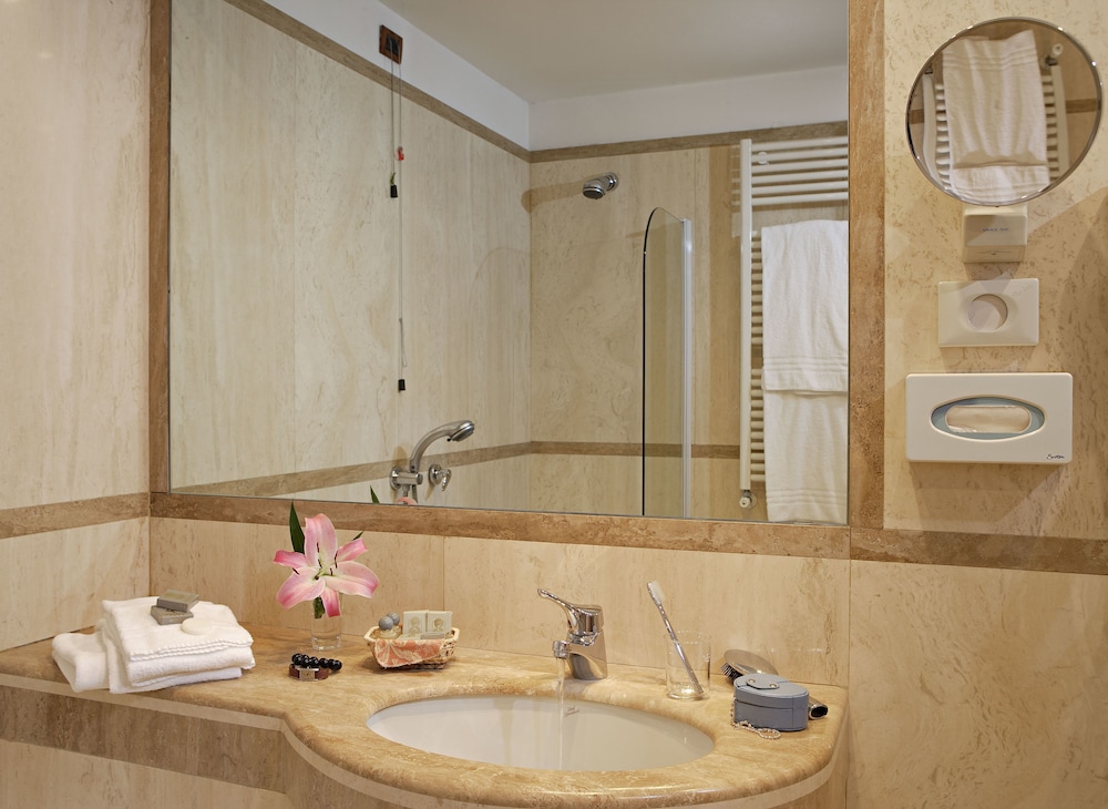غرفة قياسية بسريرين منفصلين، Kette Hotel 4/4