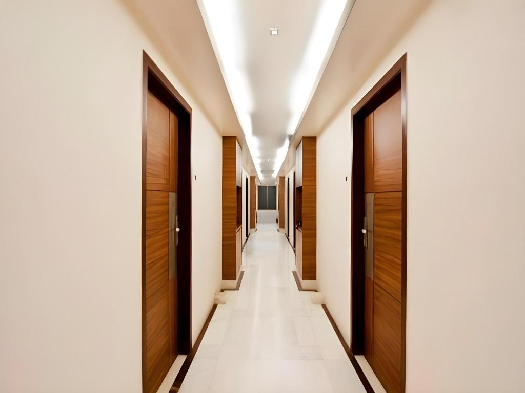 Rajhans Hotel - Mumbai 16/19