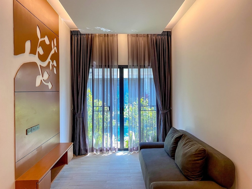 TAJH Pool Villas 18/50