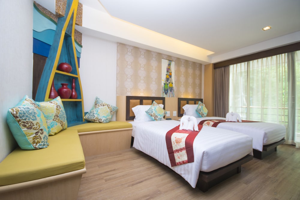 Phi Phi Nice Beach Hotel Hip 20/73
