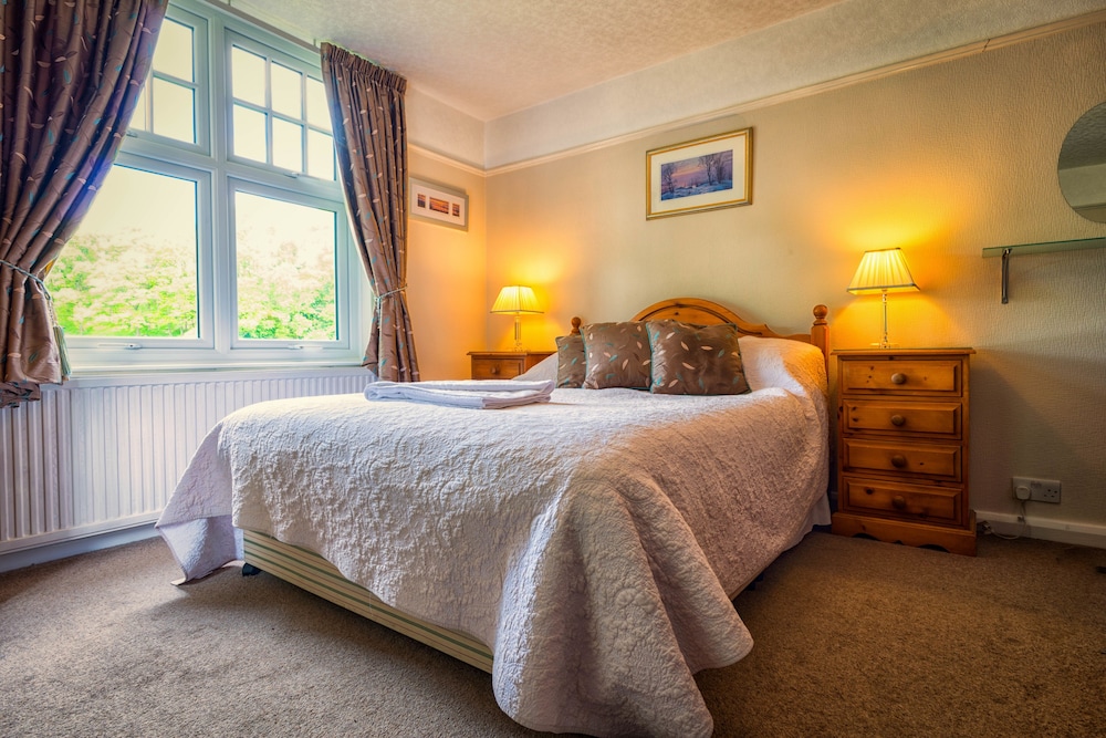 Meadowcroft Country Guest House 12/27