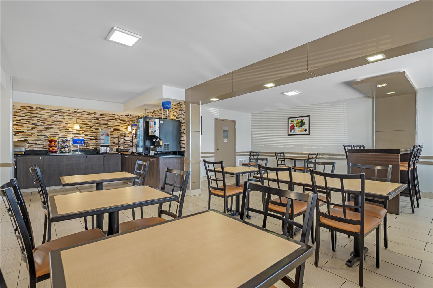 Best Western Center Inn 27/38