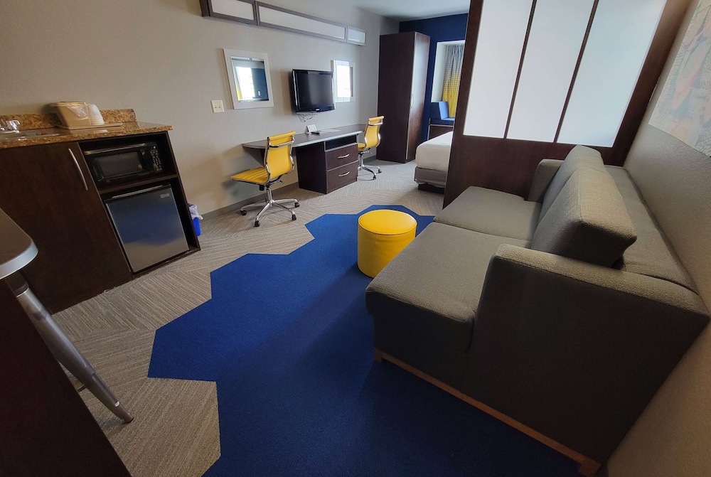 Microtel Inn Council Bluffs 34/50