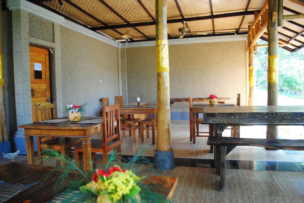 Tiara Homestay Pemuteran 13/30