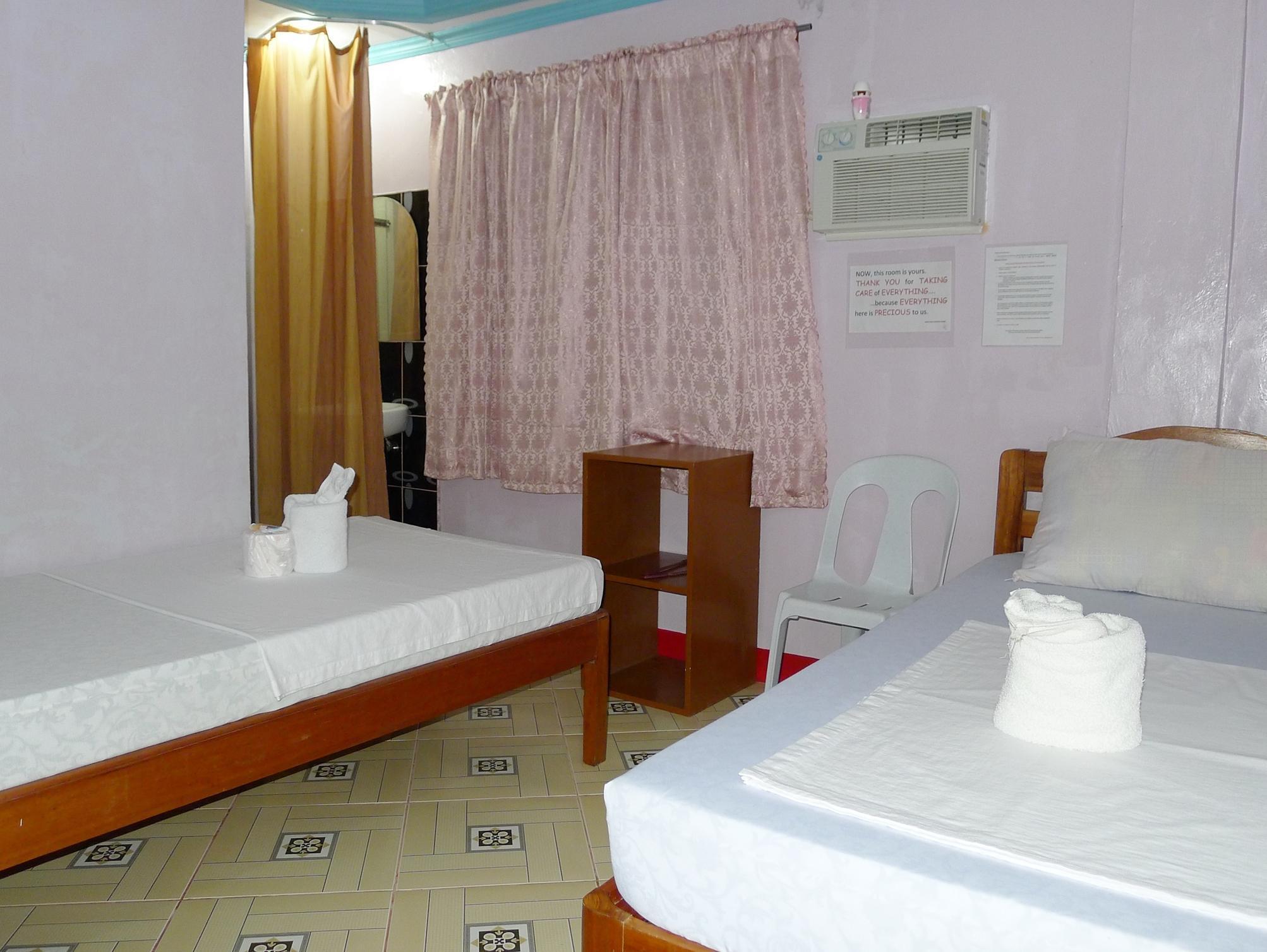 Amos Digue Pension House 17/33