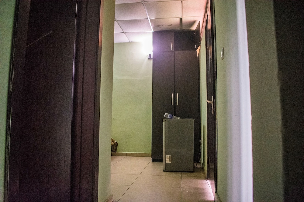 Dbi Guest House 46/50