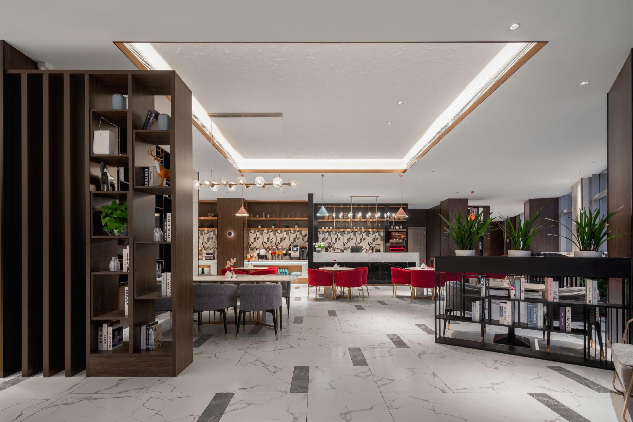 Magnotel (Shanghai International Tourism Resort, Pudong Airport) 9/40
