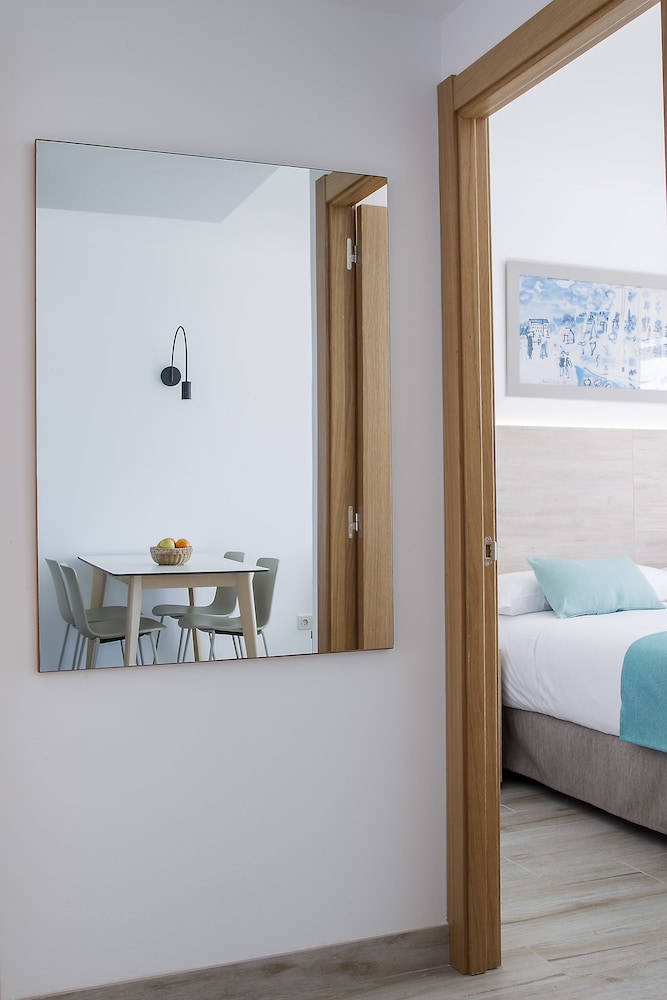 Aparthotel Cye Holiday Centre 19/57