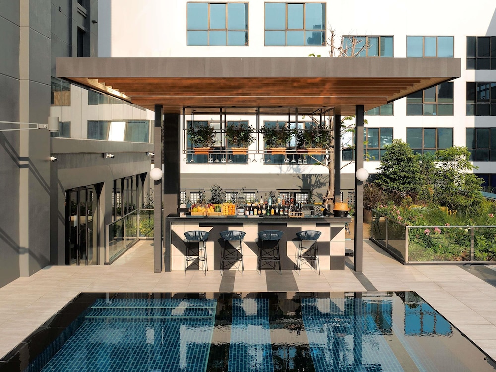 TRIBE Living Bangkok Sukhumvit 39 6/50