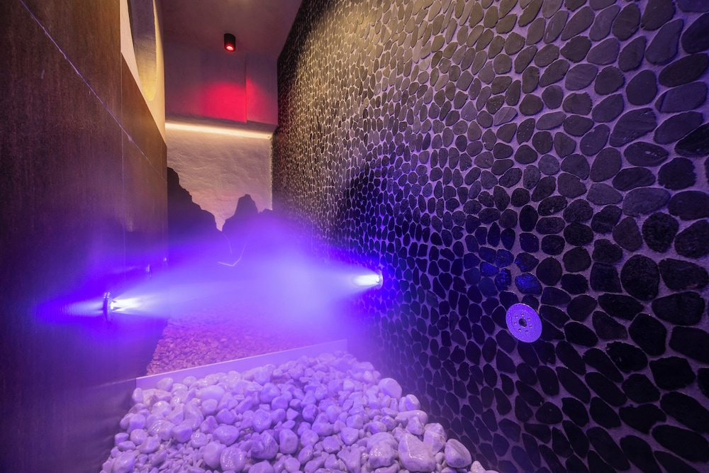 SPORTHOTEL ROMANTIC PLAZA 26/48