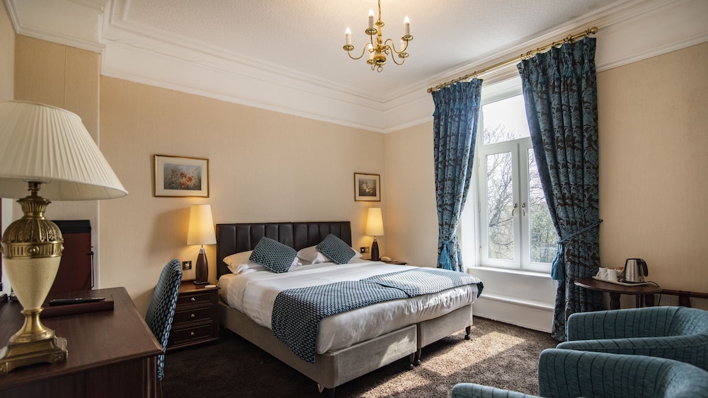 Astley Bank Hotel by Sunday 17/58
