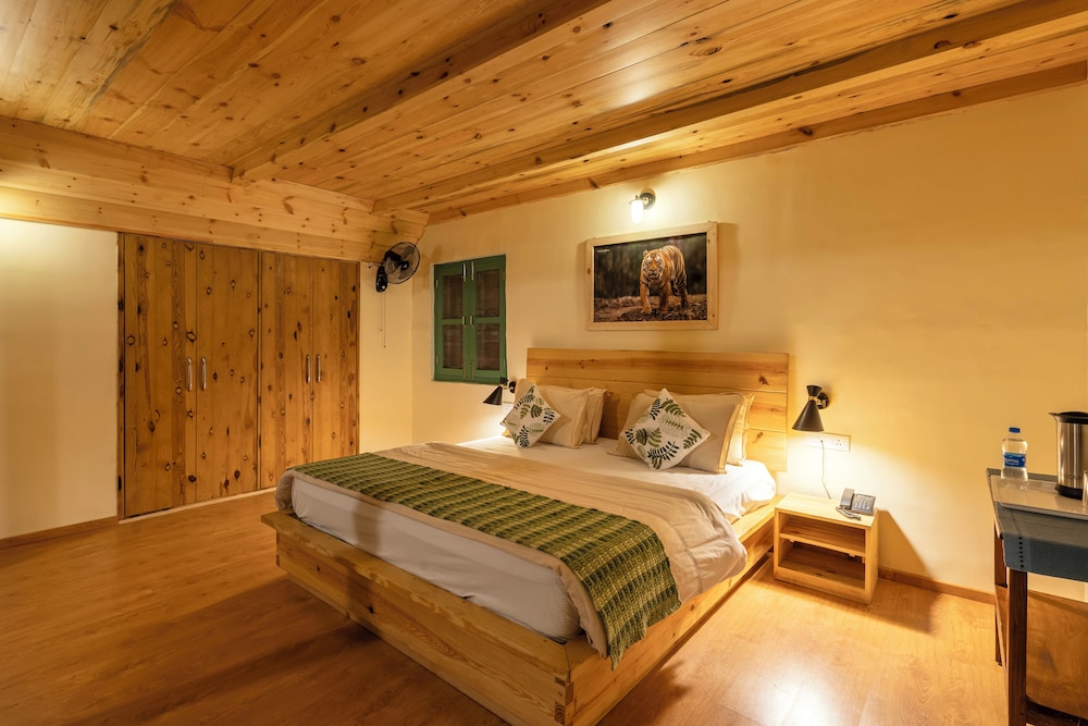 Latitude 29 By The Lake Resort 10/50