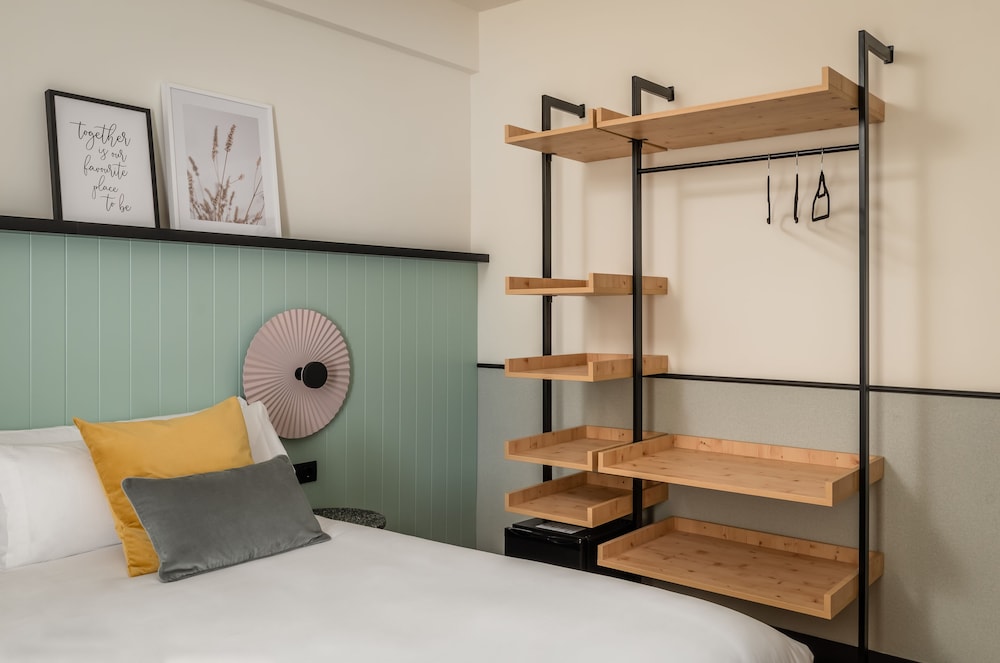 STANDARD, SINGLE, SINGLE BED
