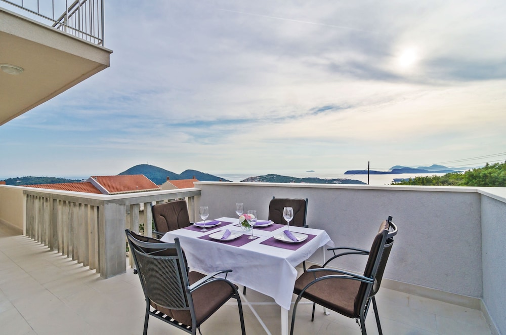 Apartments Villa Dadic 44/70
