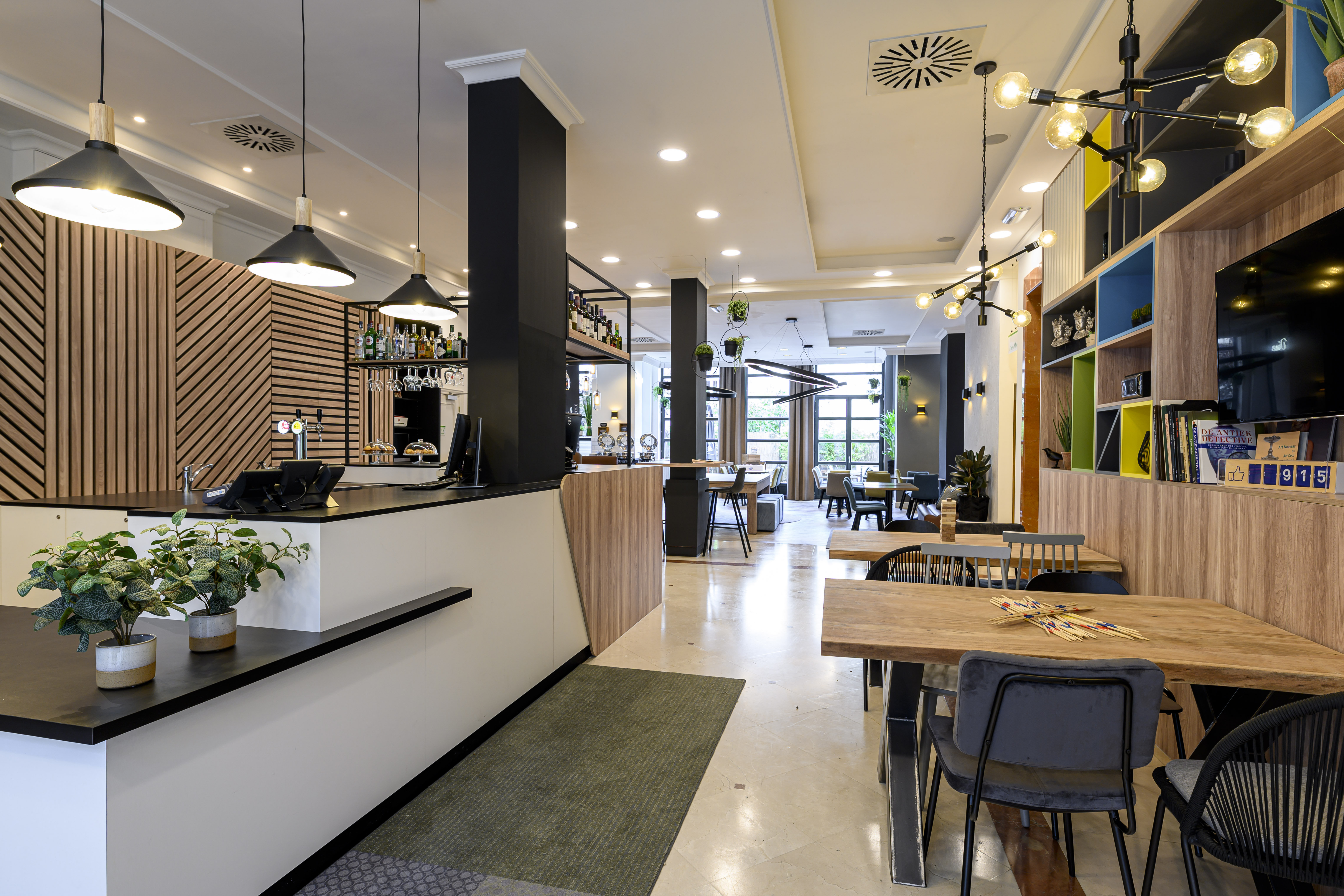 HOLIDAY INN BRUSSELS SCHUMAN 53/70