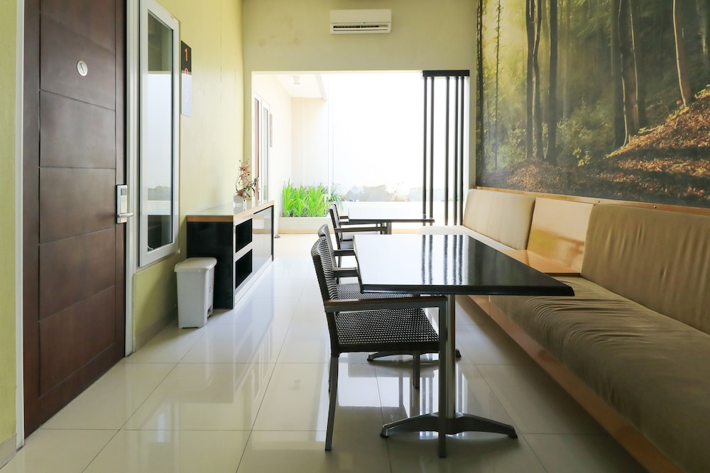 HOME Guesthouse 38/46