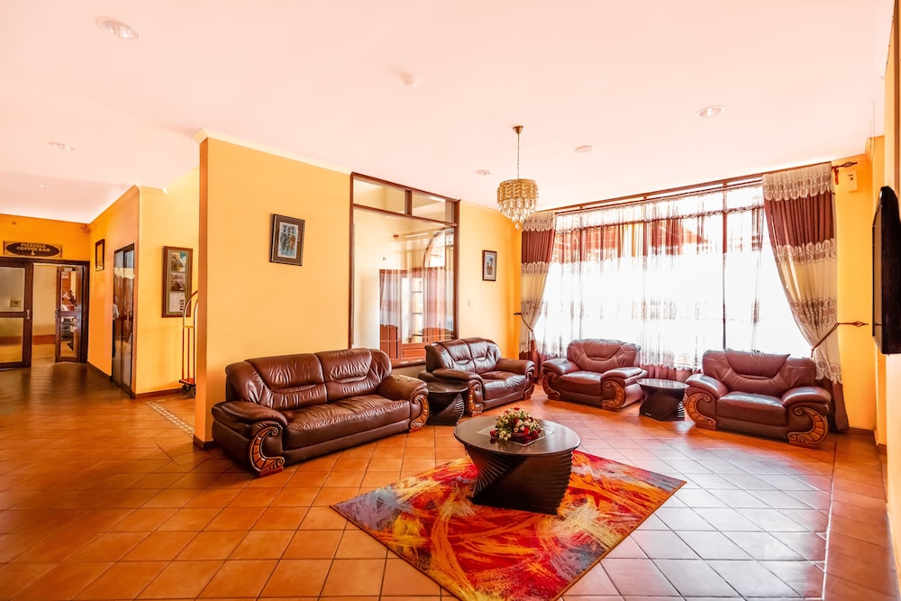 New Safari Hotel 23/35