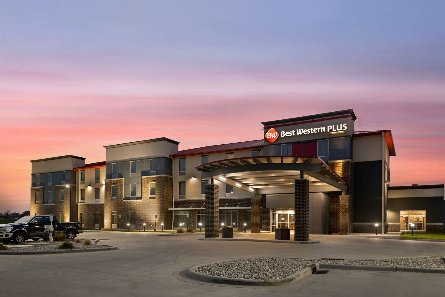 Best Western Plus Lakeview Hotel 2/48