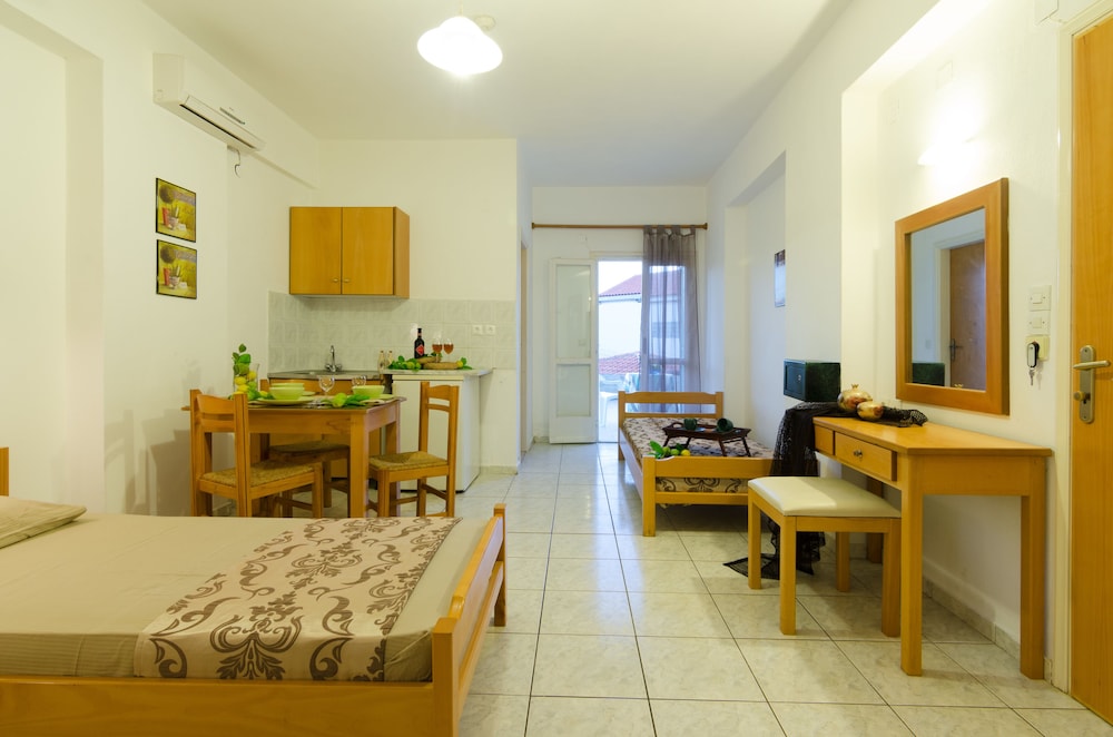 Aglaia Studios and Apartments 29/63