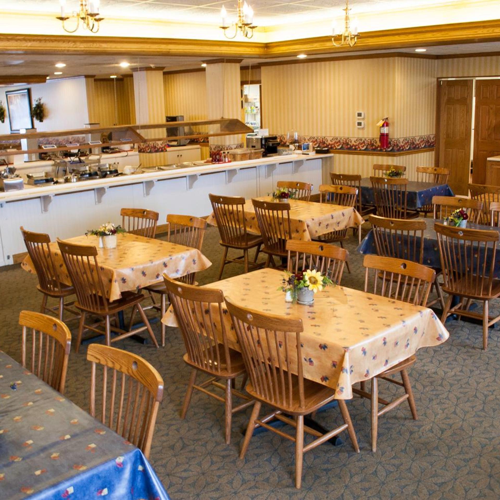 Blue Gate Garden Inn 35/50