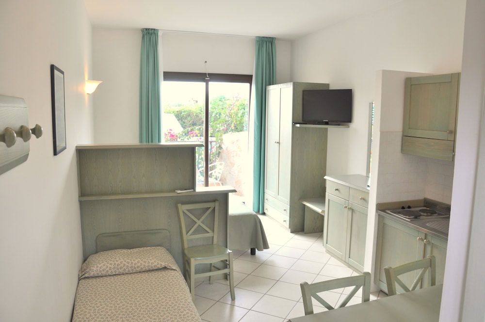Palm Village 37/69