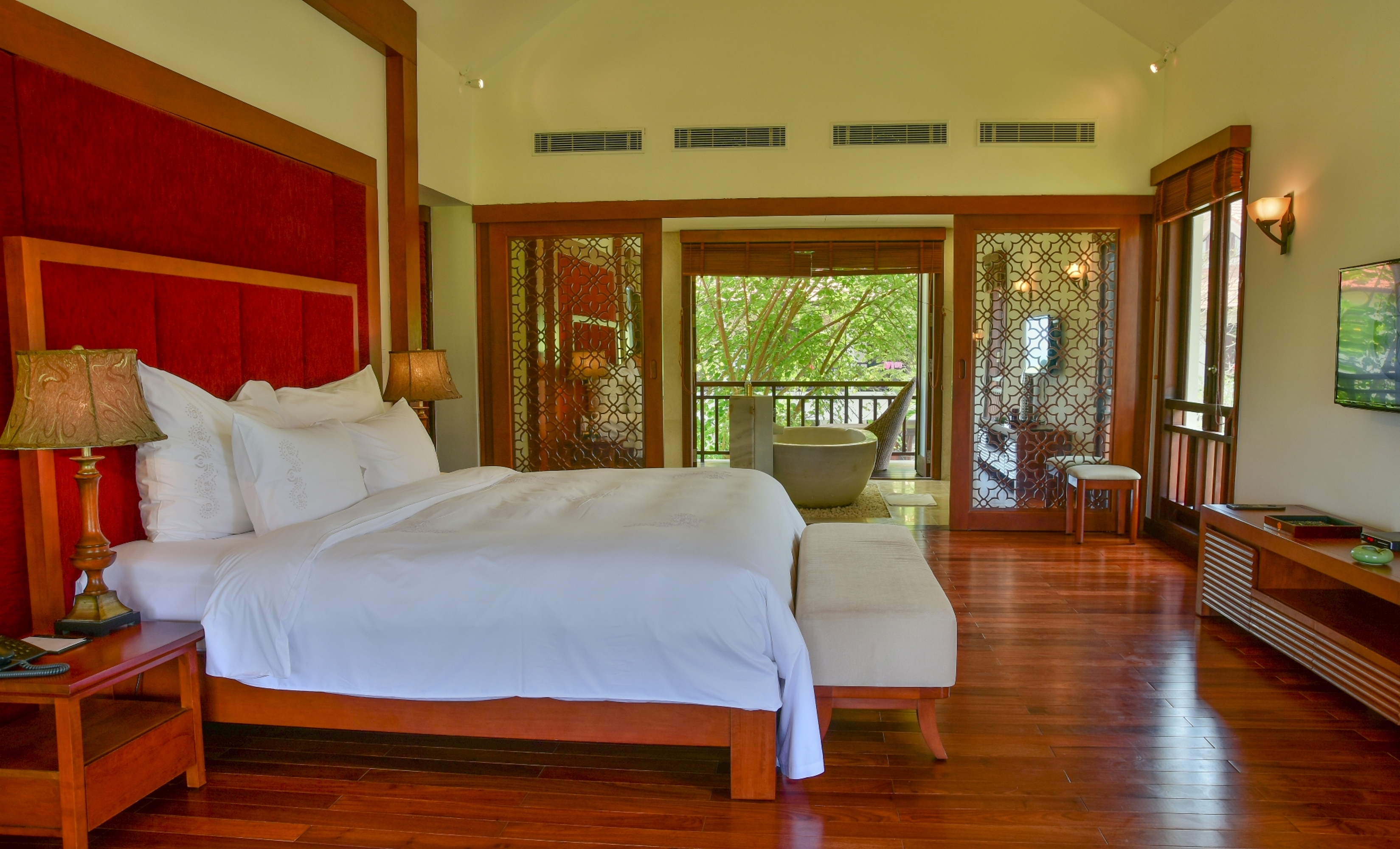 4 Bedrooms, Villa