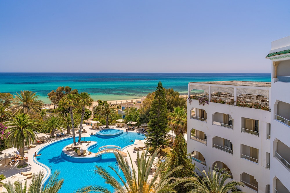 Sol Azur Beach Congress 7/85