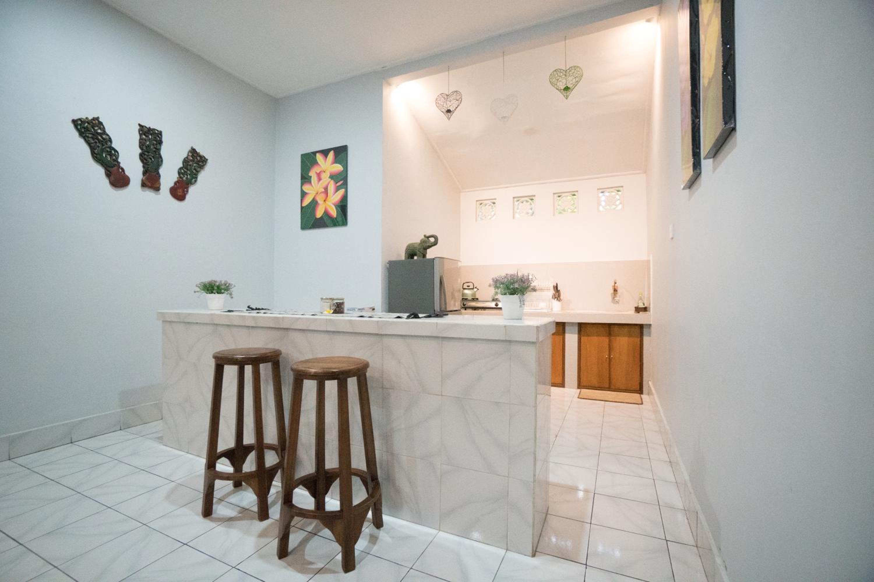 The Catur Villa 7/50