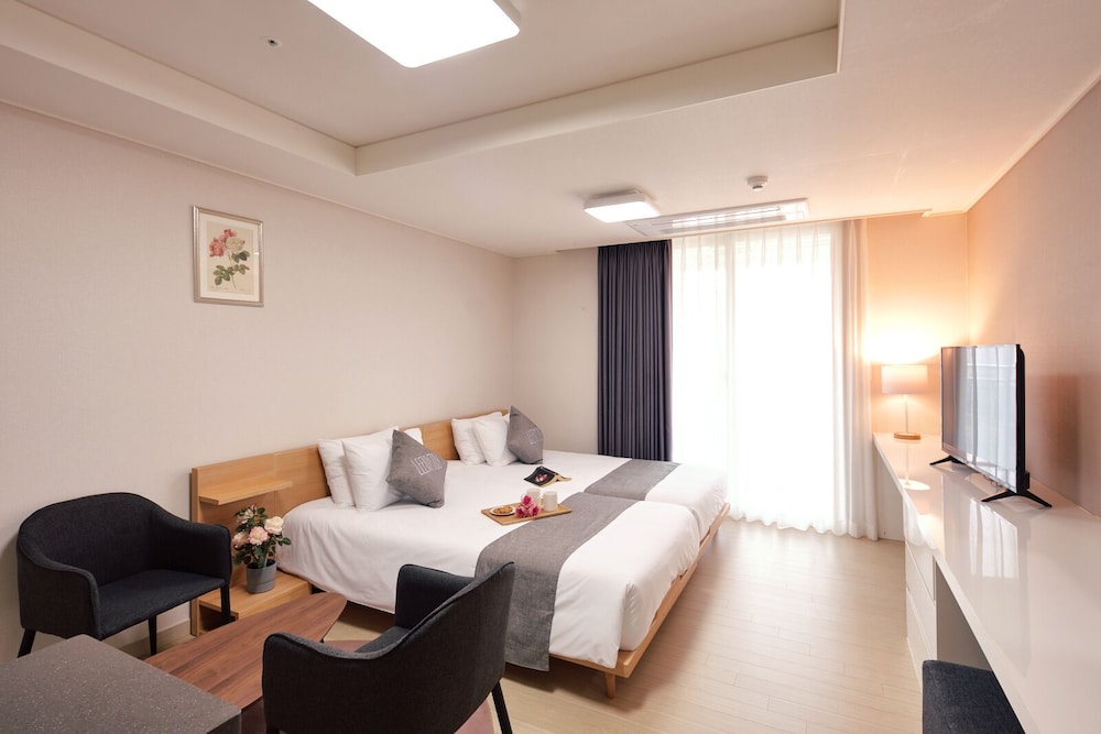 Geoje Leein Stay Hotel 6/23