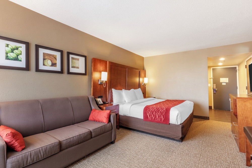 غرفة قياسية بسرير كينج، Comfort Inn and Suites Aberdeen Near Apg 2/7