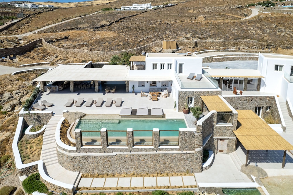 Mykonos Panormos Villas 3/49