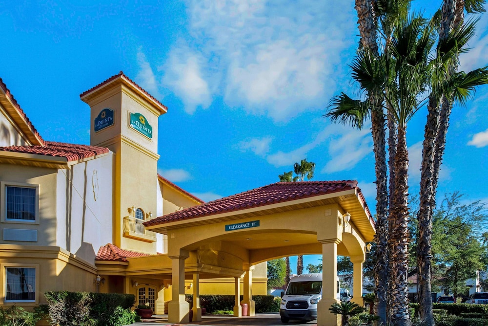 La Quinta Inn And Suites By Wyndham Tucson Airport 3/47