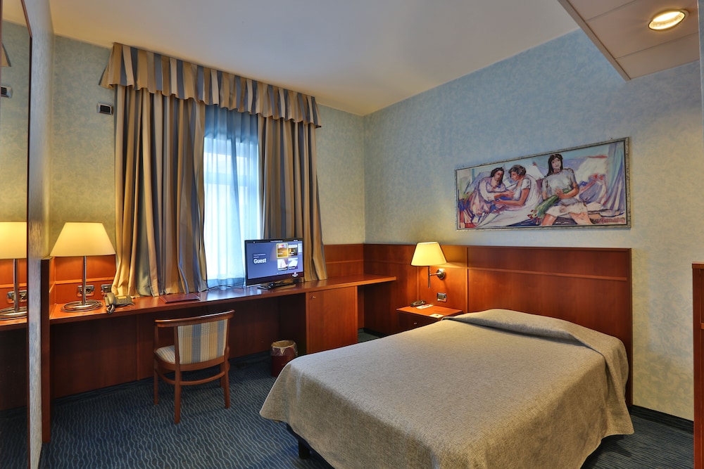 Palace Moderno 20/70
