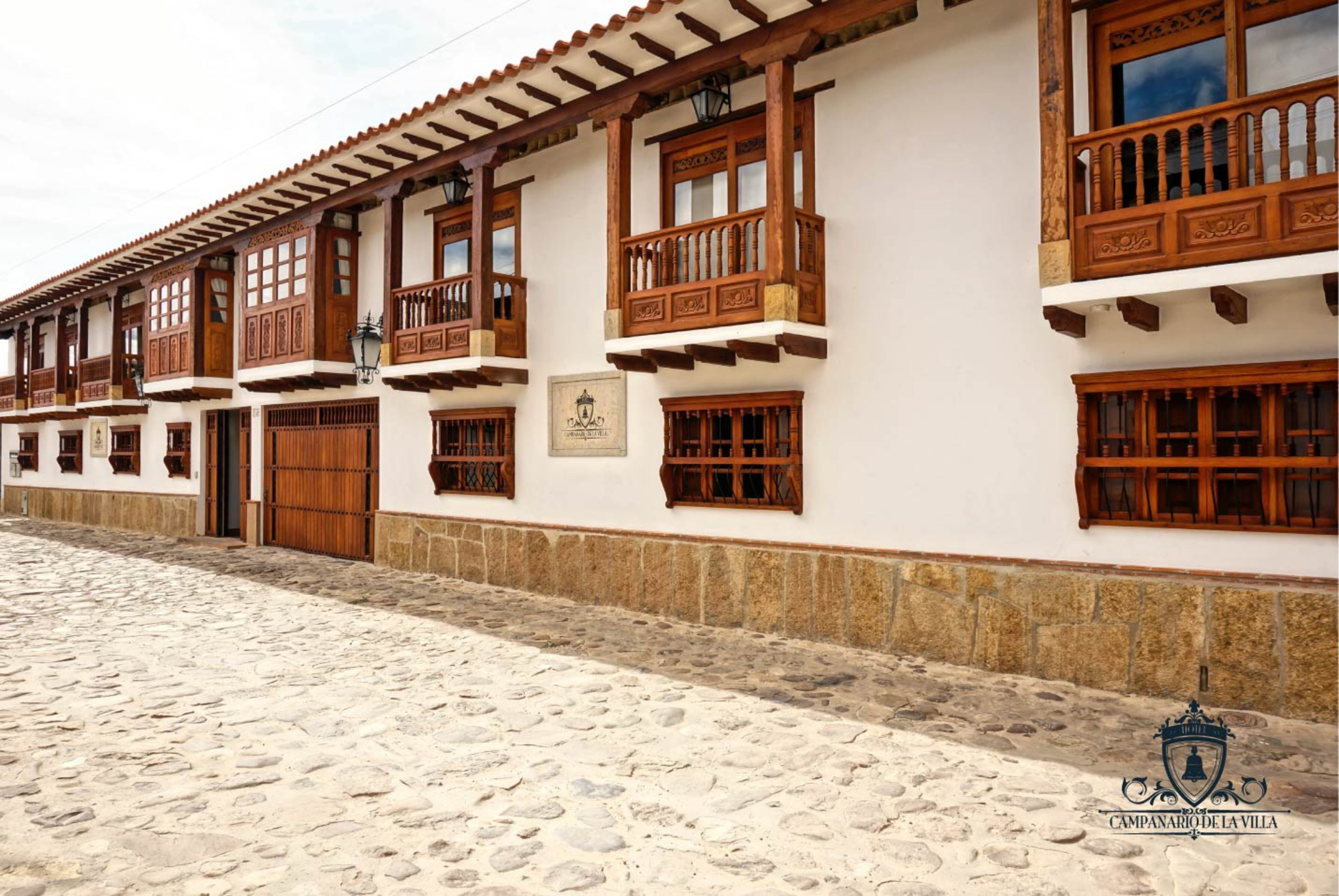 Hotel Campanario de la Villa 18/22