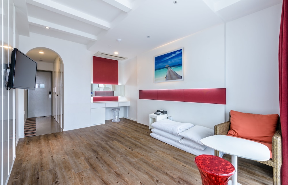 Ondol, 4 Futon Beds, City View