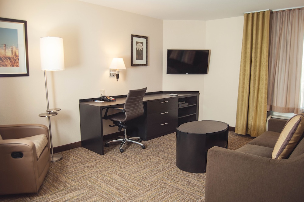 Candlewood Suites Denver North 35/41