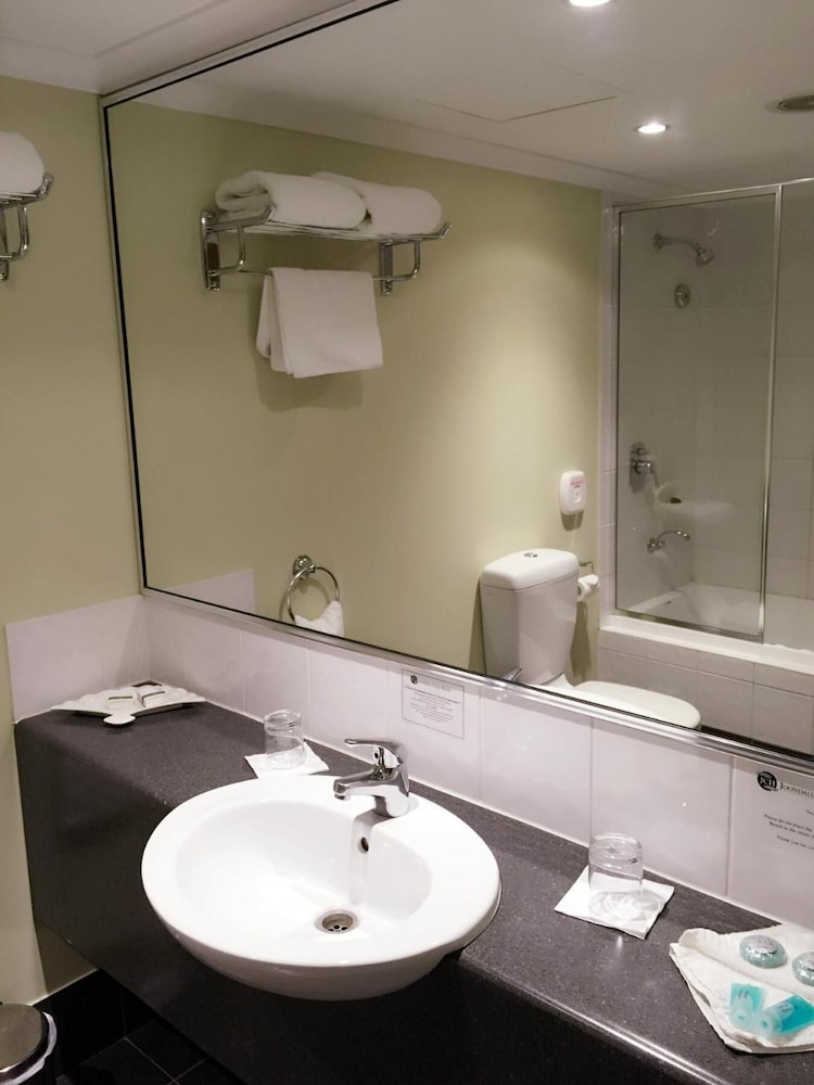 Joondalup City Hotel 15/28