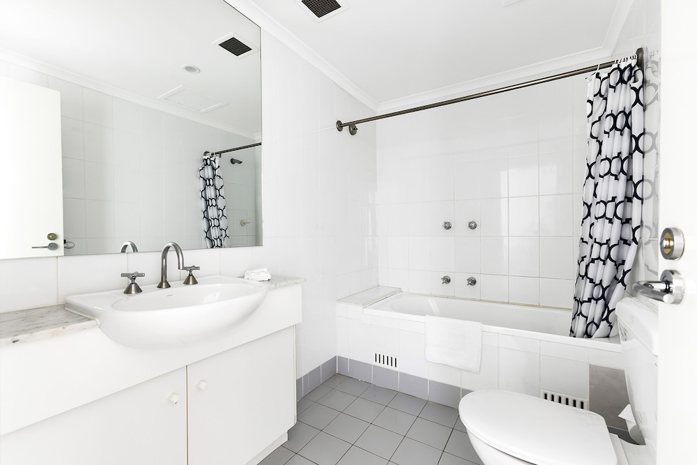 AEA THE COOGEE VIEW SERVICED APARTMENTS 82/82