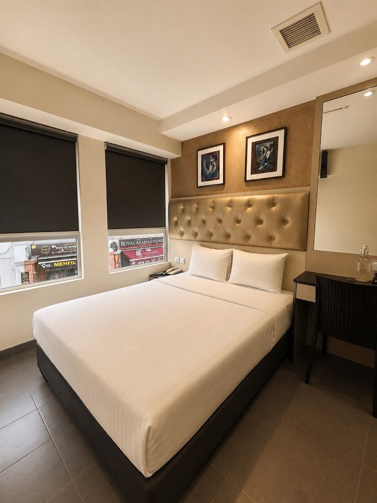 Deluxe, Queen Bed