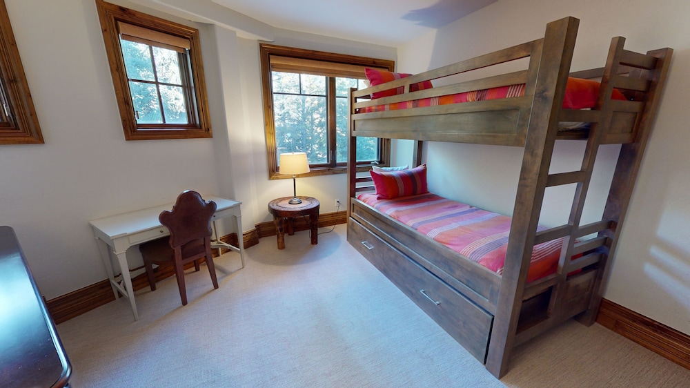 2 BEDROOMS, PENTHOUSE