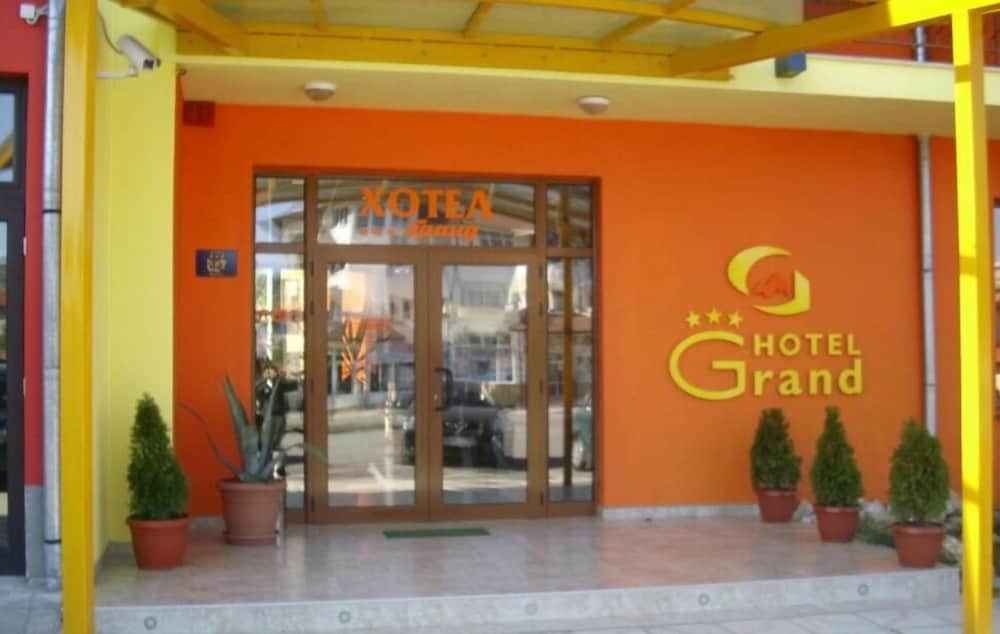 Hotel Grand 4/54