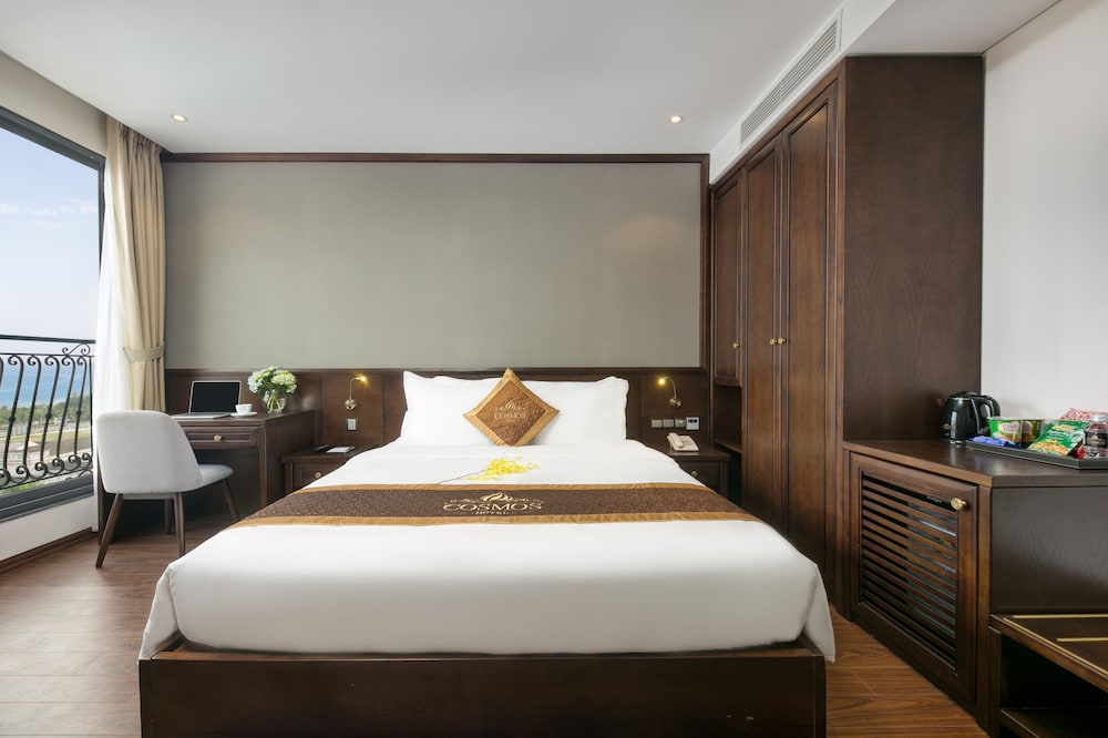 Cosmos Hotel Danang 8/33
