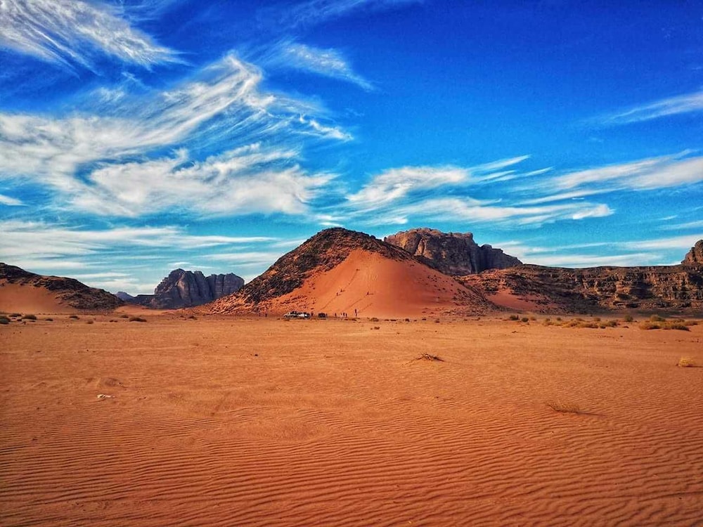 Moon Valley Camp 24/37